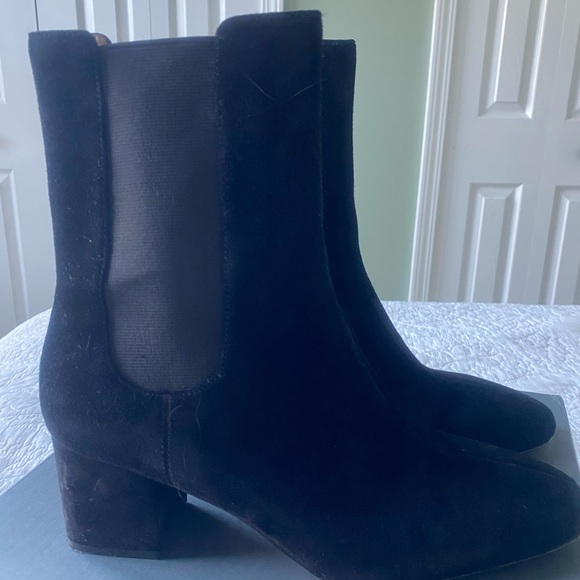 Ann Taylor boots - Picture 5 of 8